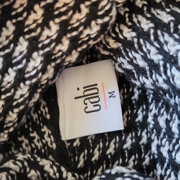 Cabi Fergie Split Knit Cowl Turtleneck Sweater SzM #3167 - Picture 7 of 8